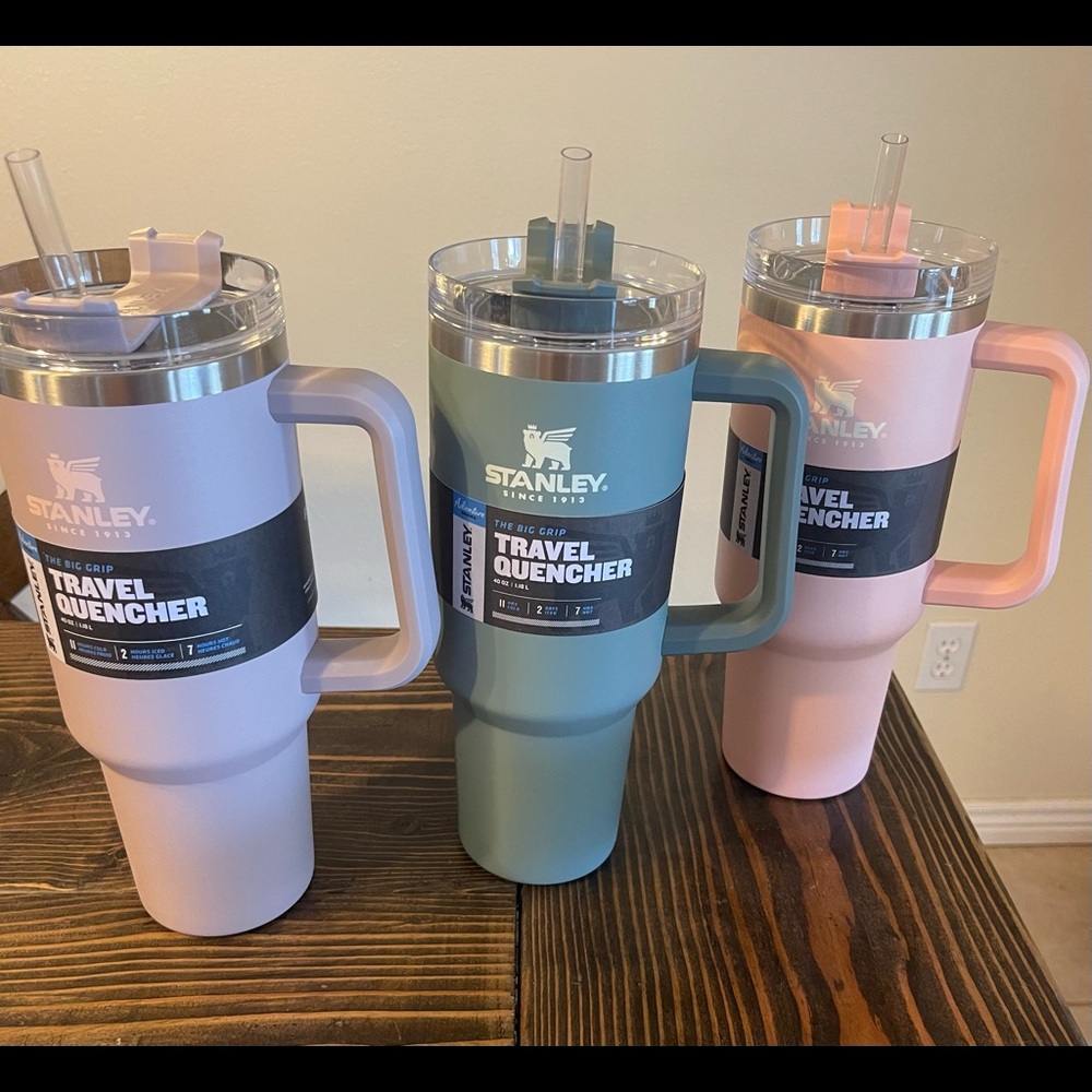 Stanley 40oz travel quencher. Brand new!
